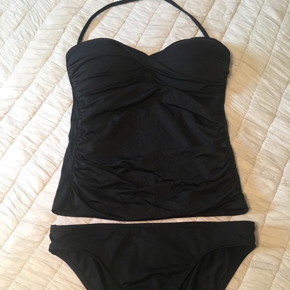 Black tankini